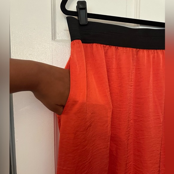 BAR III Flowy Mild Red Crinkle Maxi Skirt - Picture 3 of 4